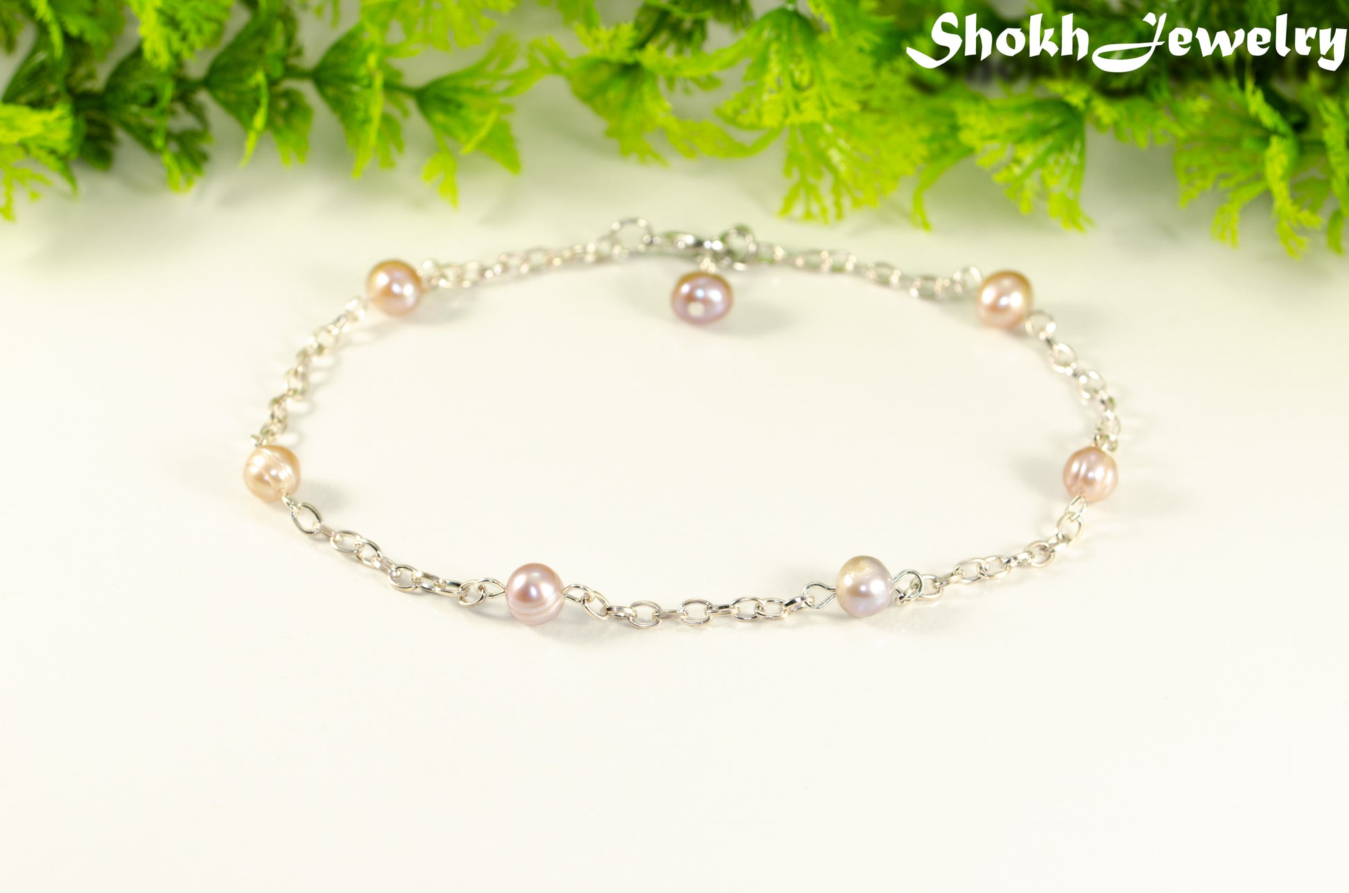 Lavender Freshwater Pearl and Chain Anklet with clasp.